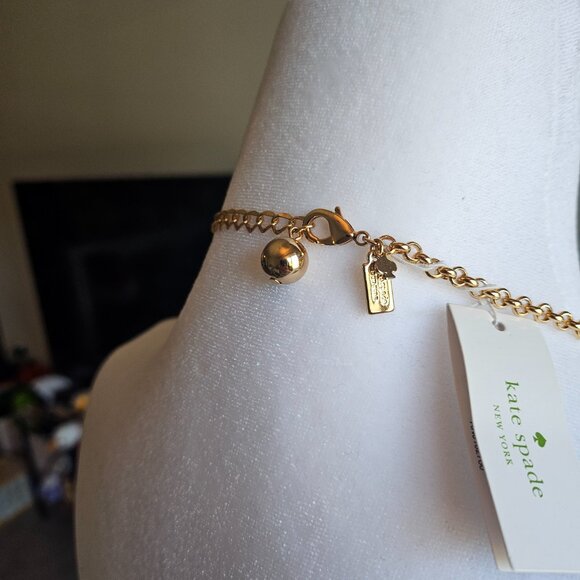 KATE SPADE NEW YORK Pick a Posy Rose Quartz Flower Statement Necklace NWT - Picture 4 of 4